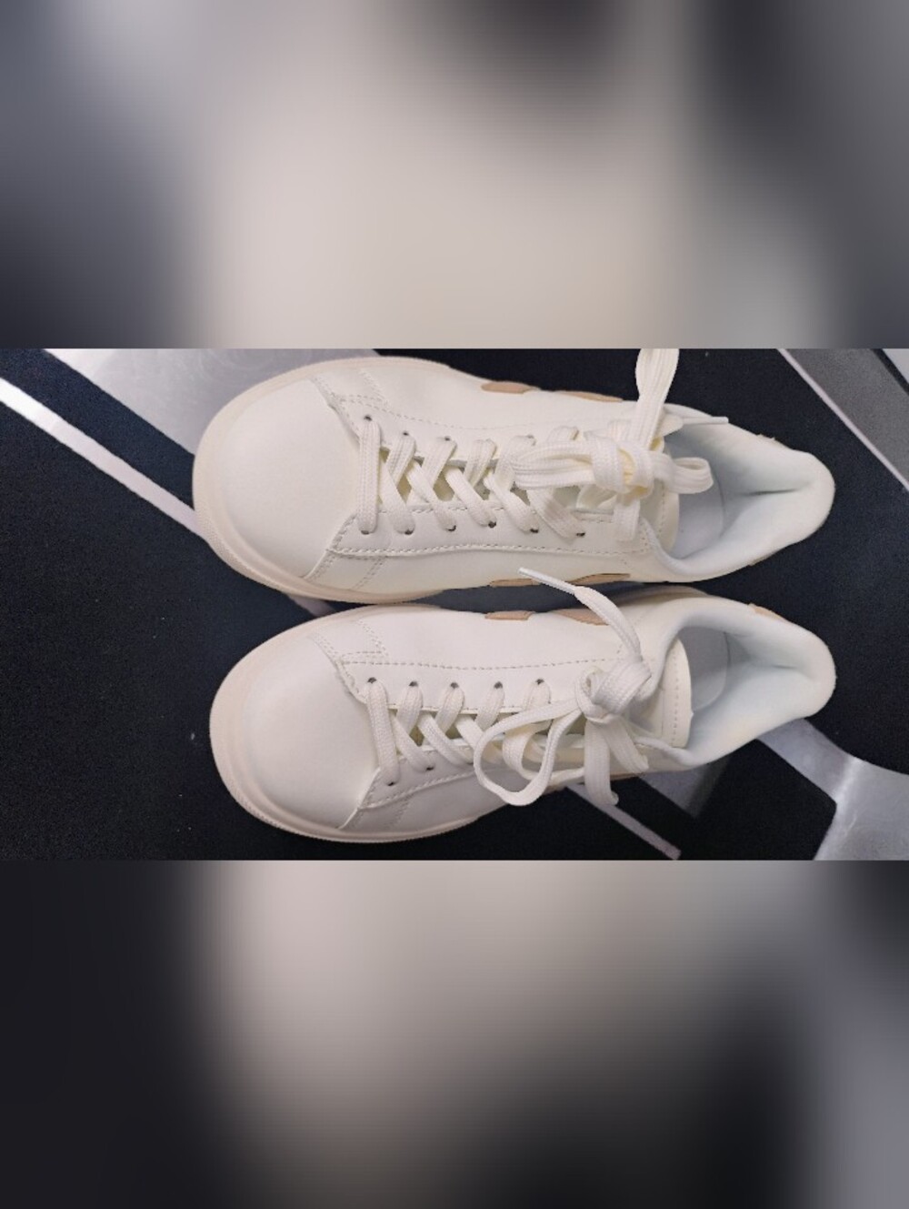 Veja Campo Sneaker Shoes Leather Lace Up U.S. Size 6 Women's - Picture 2 of 7